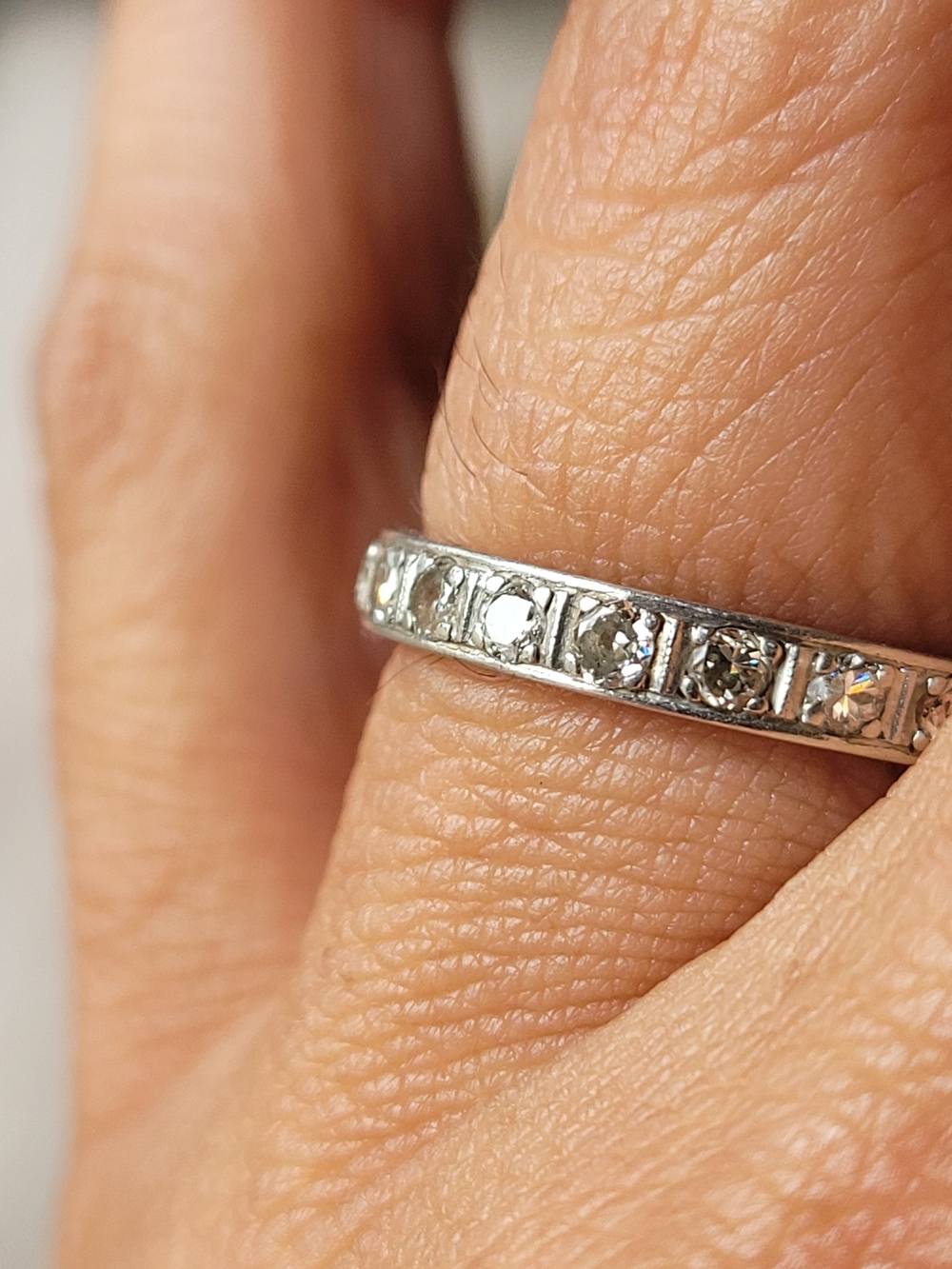 Antique Art Deco 18k Platinum Diamond Eterniry Miligrain Ring